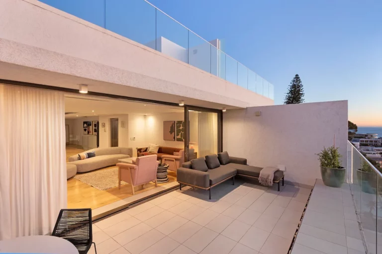 Living Room Outdoor Area (B)- Outdoor seating area where you can take in the mesmerizing views or bask in the sunlight