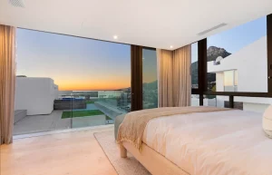 Master Bedroom (B) King-size bed (Extra length) Sunset- Spectacular views of the Sundeck, Jacuzzi and Atlantic ocean.