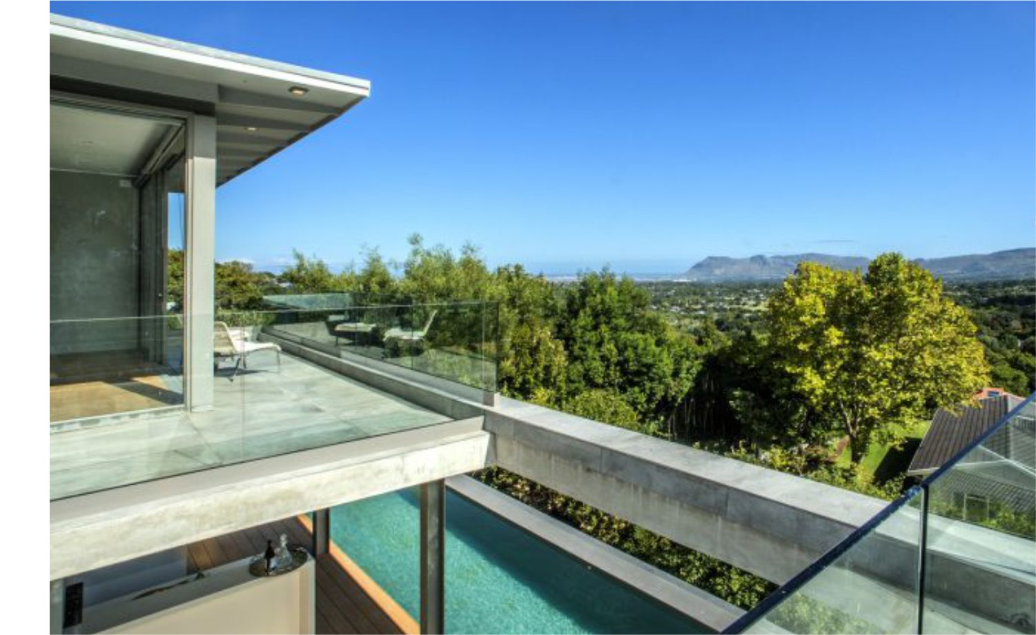 Southern Suburb Bishopscourt