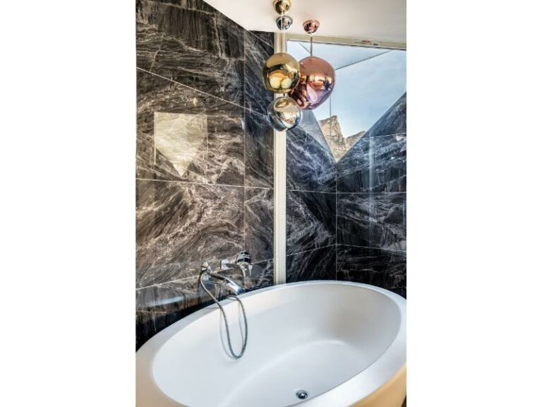 azzura-elegant-tile-work-bathroom