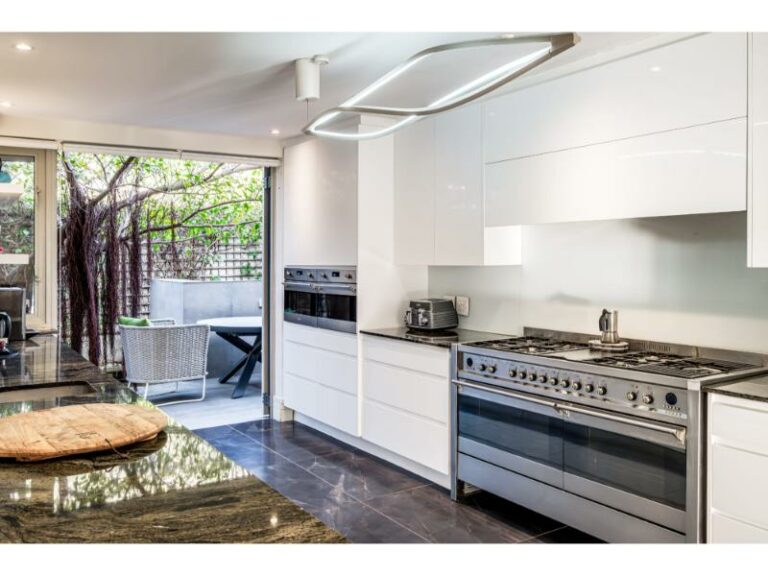 azzura-kitchen-bic-bi-stove-double-oven