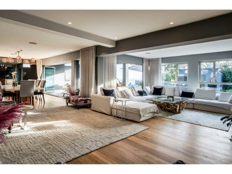 azzura-living-room-massive-sitting-area