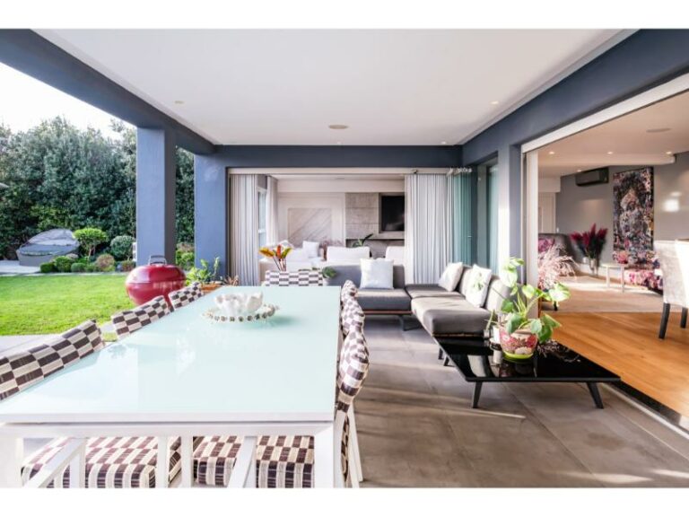 azzura-open-concept-partially-covered-sitting-area