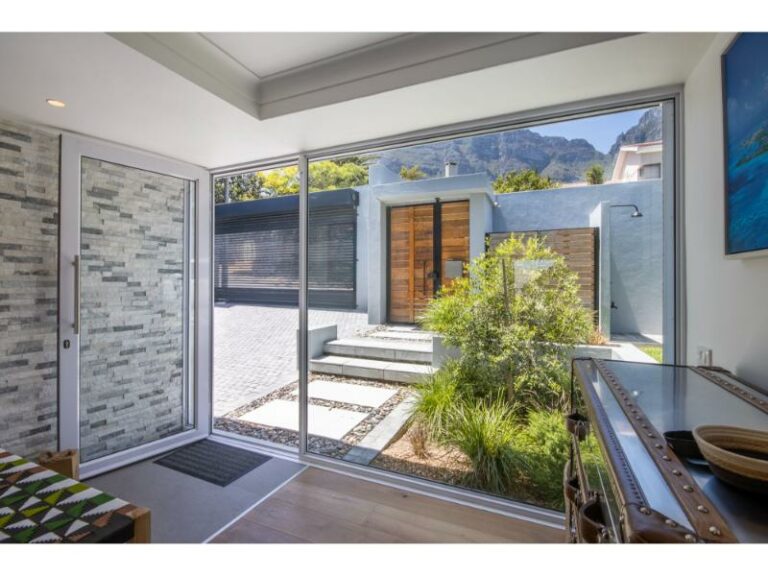 willesden-entrance-clear-glassdoor