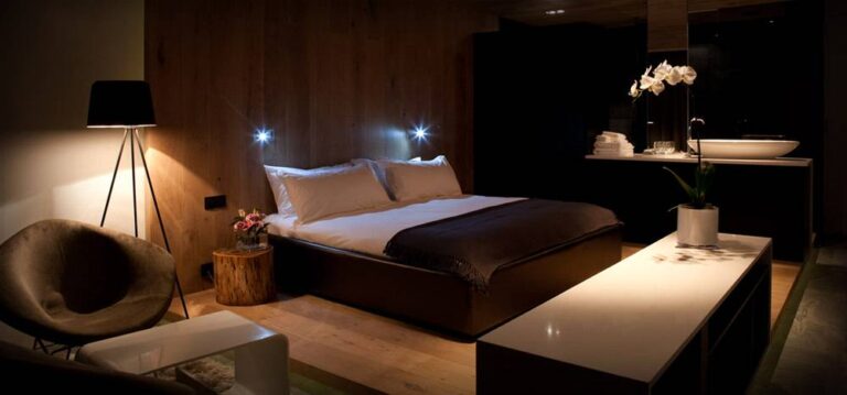 POD – Luxury room with pool (7)