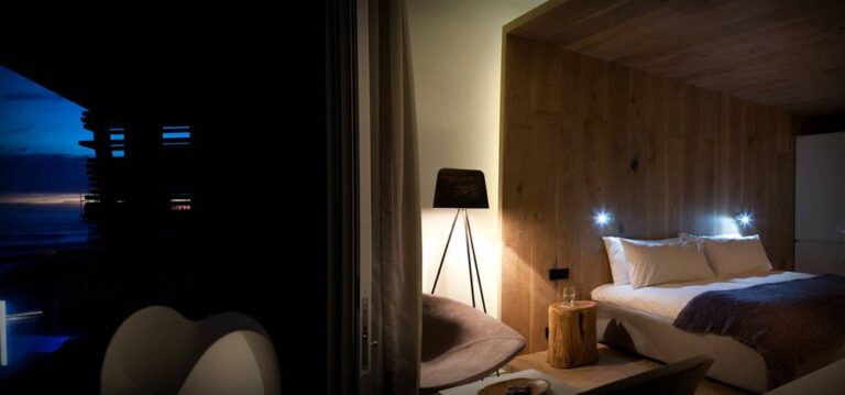 POD – Luxury room with pool (8)