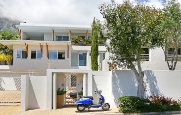 Saints Villa (3)