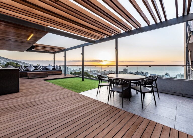 Sea Point Apartment (1)