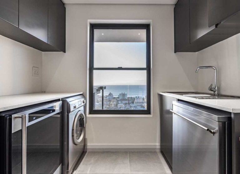 Sea Point Apartment (21)