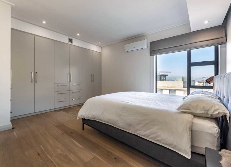 Sea Point Apartment (9)