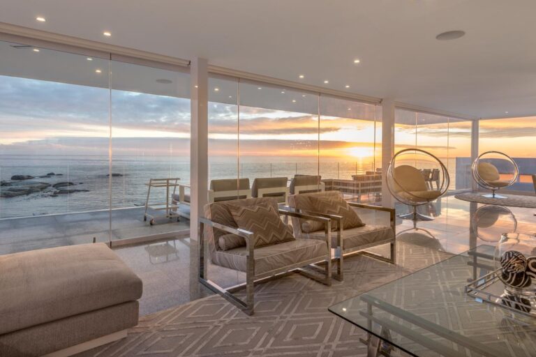 Villa-47-Camps-Bay-lounge