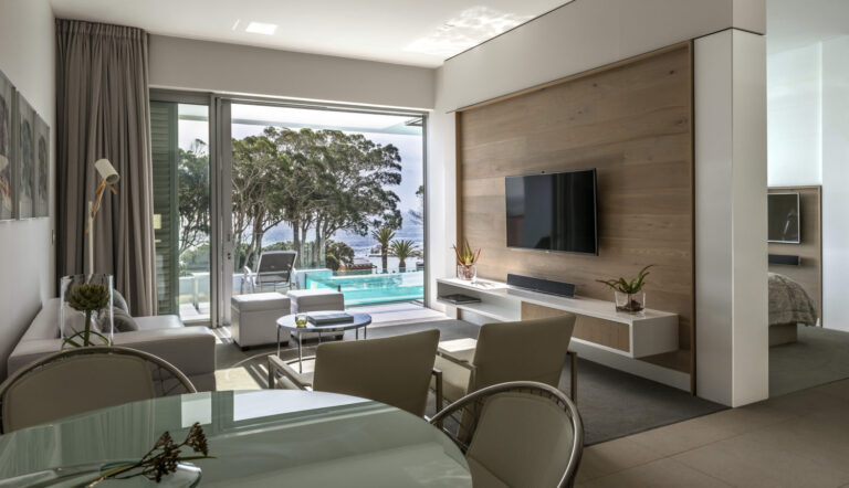 one-bed-penthouse-pool-suite (1)