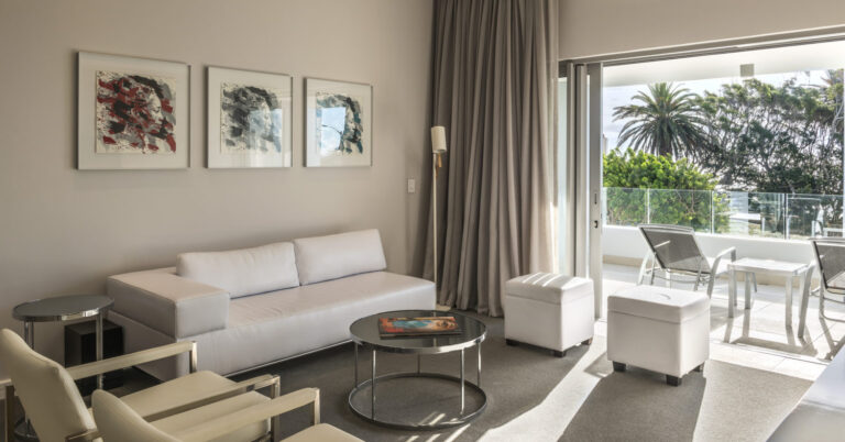 one-bed-penthouse-pool-suite (4)