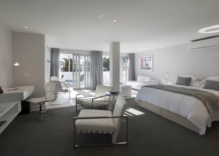 sb-superior-pool-suite (8)