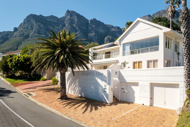 ATLANTIC PEARL - CAMPS BAY - 4 BED (1)