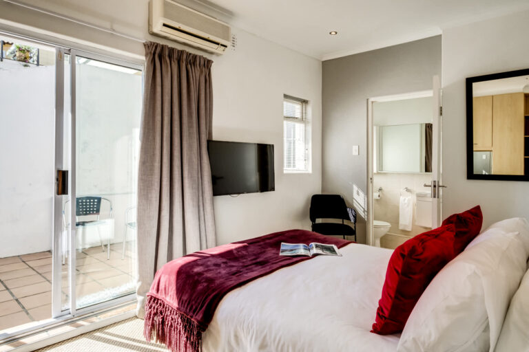 Atlantic Pearl - Camps Bay - 4 Bed (42)