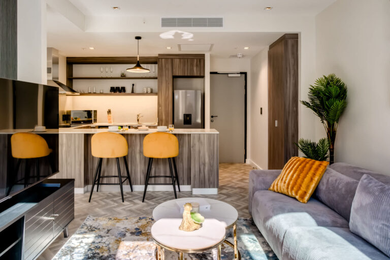 city-suite-906 (1)