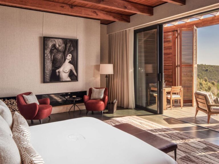 Delaire-Owners-Villa-22