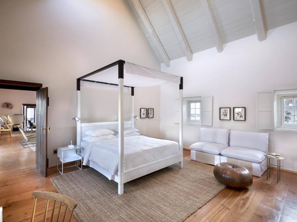 Cape Town Bespoke Villa Rental with Luxury Amenities - Luxury Top Floor Rentals With Luxury Amenities