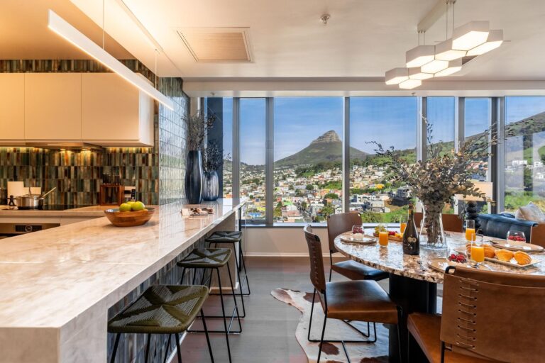 1509 ON STRAND (41)