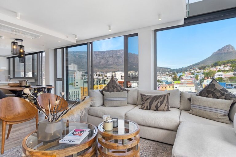 702onStrand20
