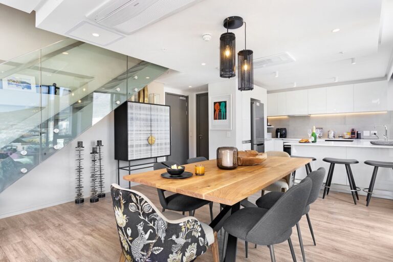 702onStrand22