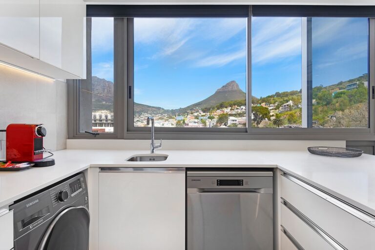 702onStrand28