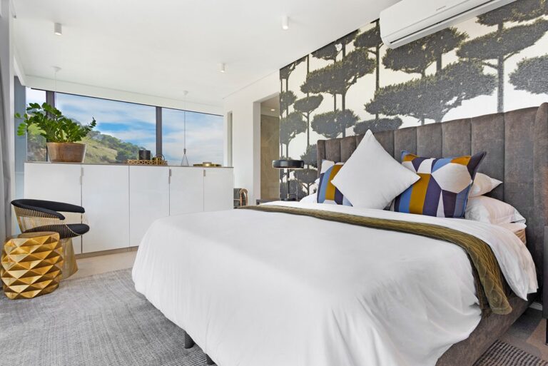 702onStrand31