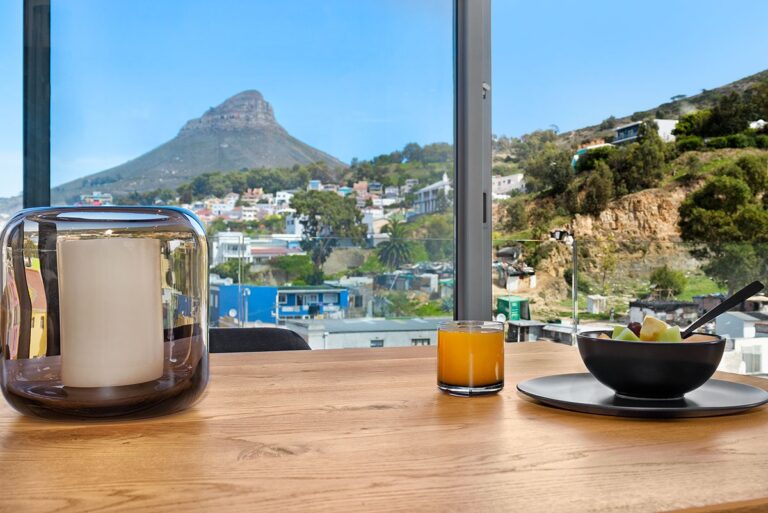 702onStrand9