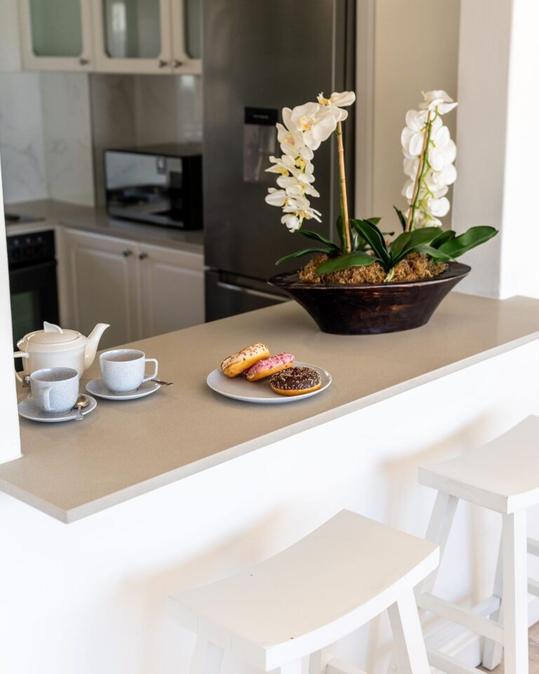 Bantry Bay Pearl24