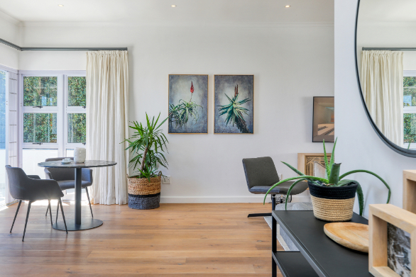 Camps Bay Deluxe24