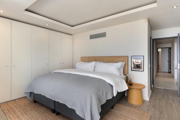 Camps Bay Grace1