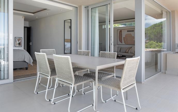 Camps Bay Grace19