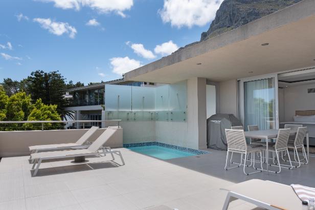 Camps Bay Grace25