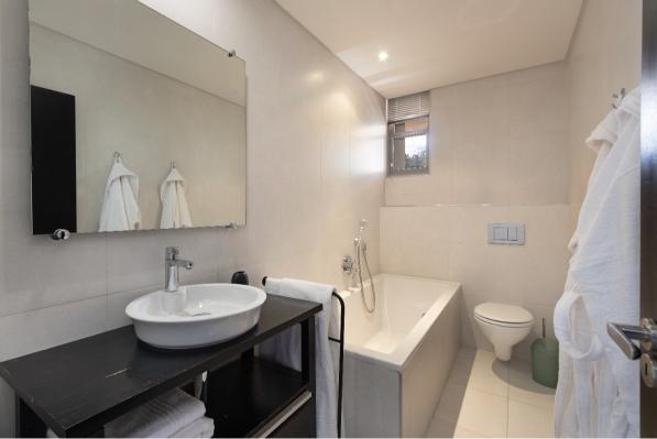 Camps Bay Grace3