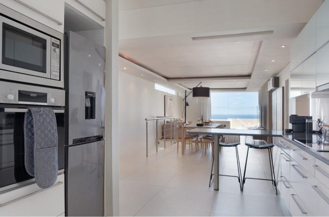 Camps Bay Grace30