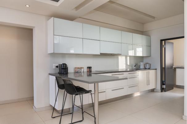 Camps Bay Grace31