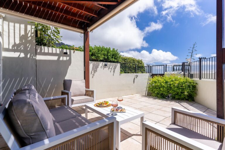 Camps Bay Nest28
