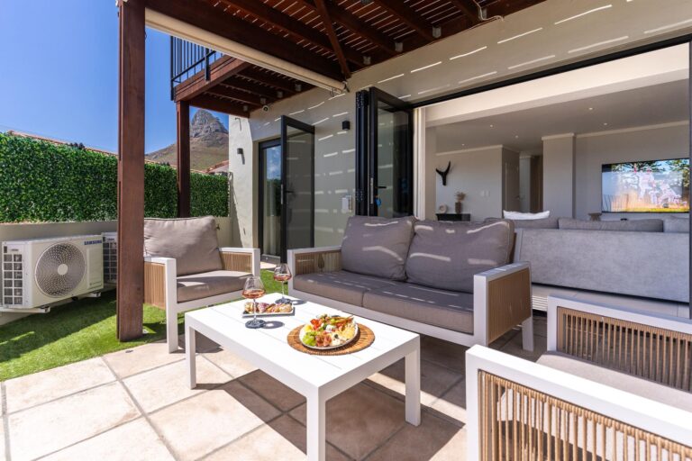 Camps Bay Nest30