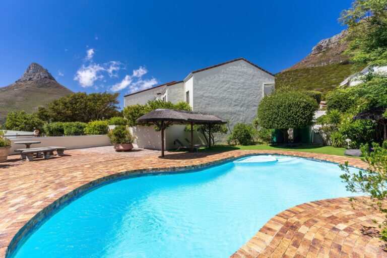 Camps Bay Nest37