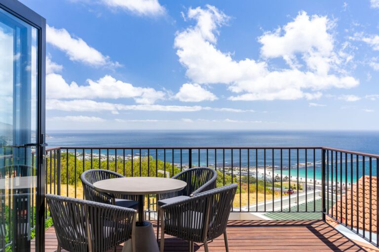 Camps Bay Nest8