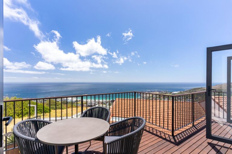 Camps Bay Nest9