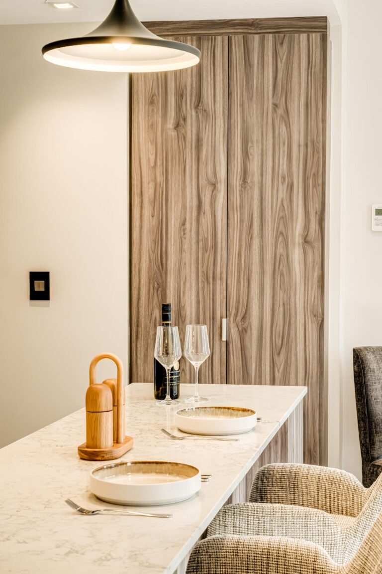 City Suite 1006 (7)