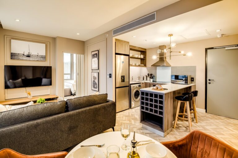 City Suite 1602 (8)