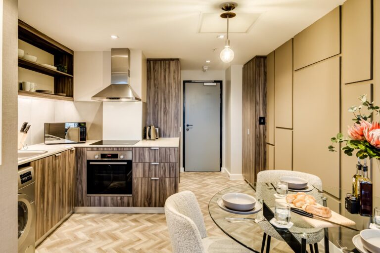 City Suite 1603 (2)
