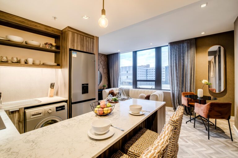 City Suite 1614 (17)