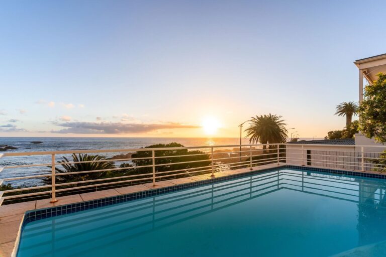 SUNSET AZURE STUDIO (5)
