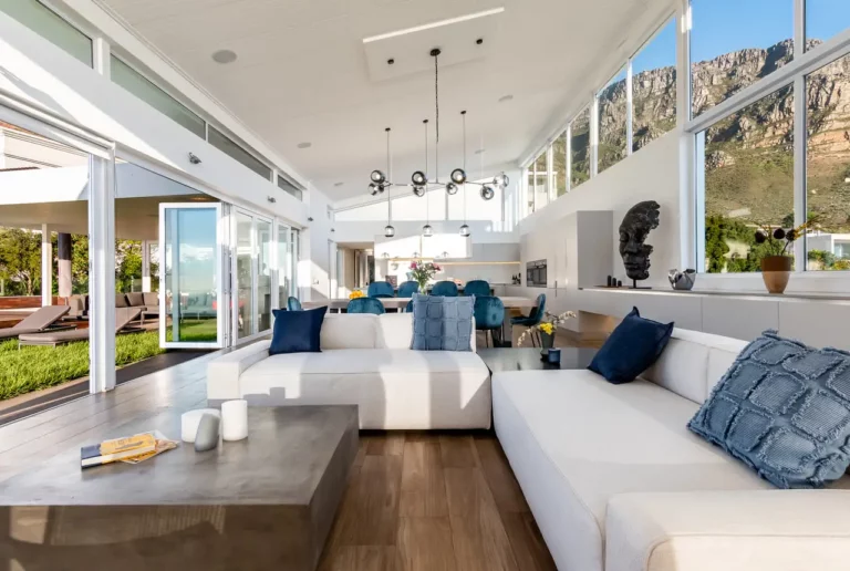 Thabisa-penthouse-Lounge (1)