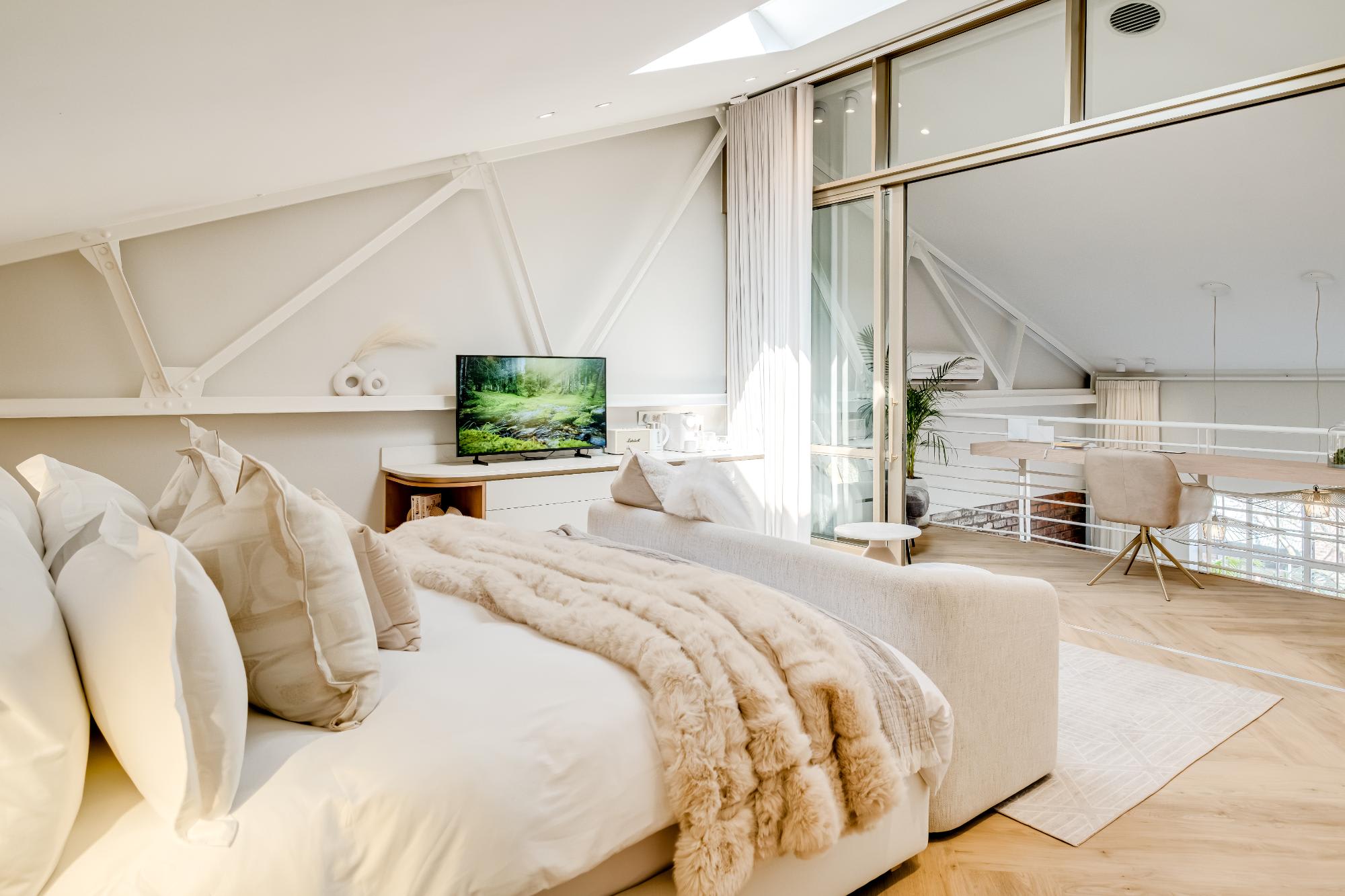 Loft Luxury Villa De-Waterkant near Waterfront Attractions | Cape ...