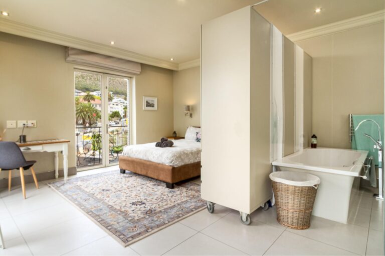 LUXURY CAPE ROYAL (15)